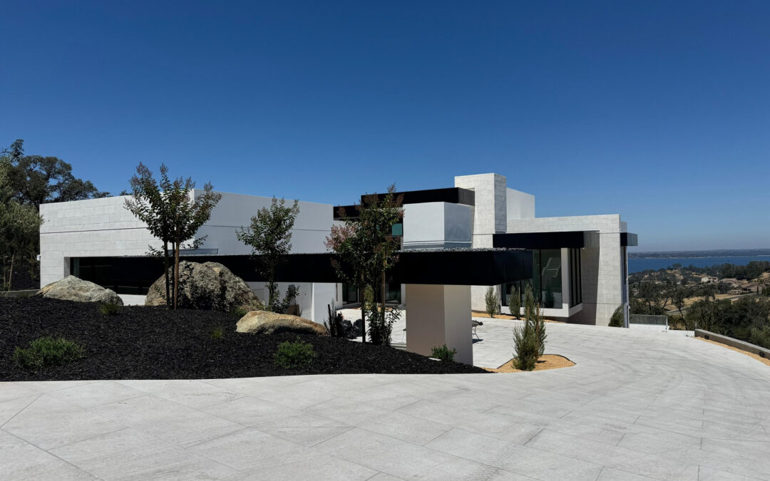 El Dorado Gold: A California Home Designed Around Light